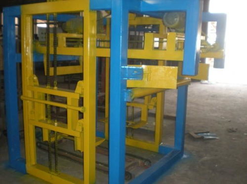 免燒磚機(jī)自動(dòng)上板機(jī)