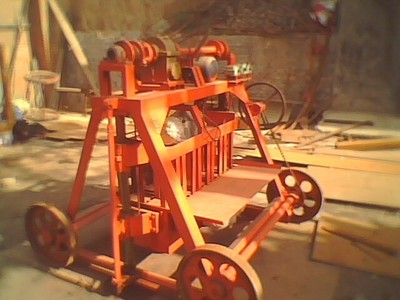 【4-45移動磚機|4-45移動免燒磚機|4-45磚機|4-45移動小磚機】價格,廠家,圖片,鄭州新文機械-